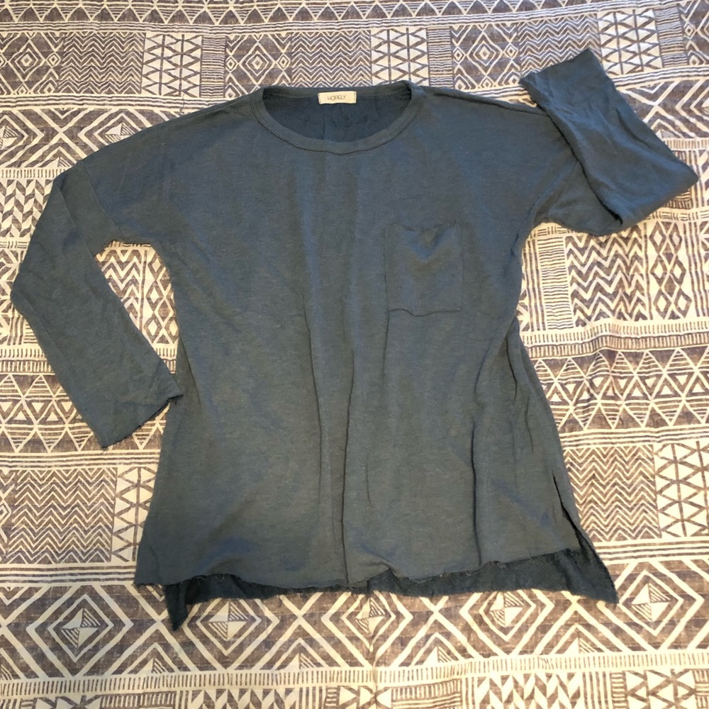 Long sleeve sweater tee
